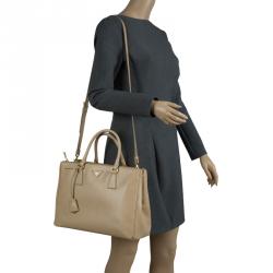 Pre Owned Prada Beige Saffiano Lux Leather Double Zip Tote