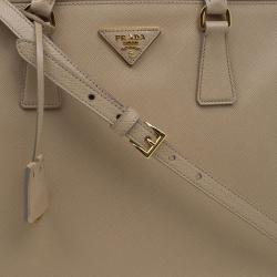 Pre Owned Prada Beige Saffiano Lux Leather Double Zip Tote