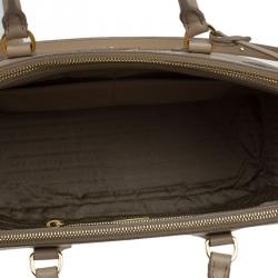 Pre Owned Prada Beige Saffiano Lux Leather Double Zip Tote