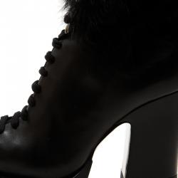 Pre Owned بوت برادا بكعب أمامي ورباط إغلاق وفراء على الكاحل أسود مقاس 37