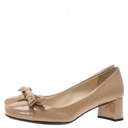 Pre Owned Prada Beige Patent Bow Block Heel Pumps Size 37.5