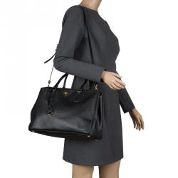 Pre Owned Prada Black Saffiano Lux Leather Double Zip Tote