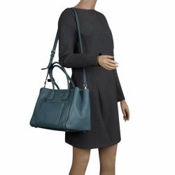 Pre Owned Prada Powder Blue Vitello Phenix Leather Shopping Tote