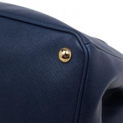 مملوكة مسبقًا حقيبة برادا سافيانو لوكس زرقاء كبيرة