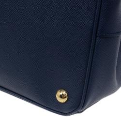 مملوكة مسبقًا حقيبة برادا سافيانو لوكس زرقاء كبيرة