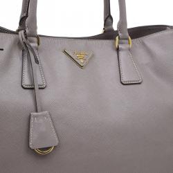Pre Owned Prada Grey Saffiano Medium Lux Tote