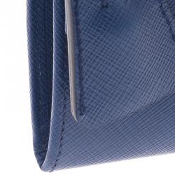 Pre Owned حقيبة كلتش برادا باندوليرا جلد سافيانو لوكس زرقاء