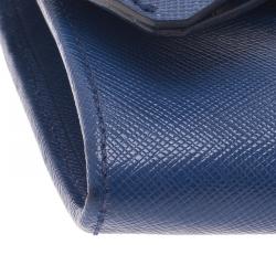 Pre Owned حقيبة كلتش برادا باندوليرا جلد سافيانو لوكس زرقاء