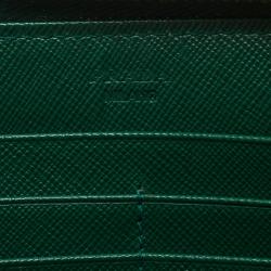 مملوكة مسبقًا محفظة برادا جلد سافيانو أخضر داكن بالشعار وسحاب محيط