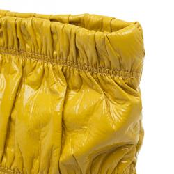 مملوكة مسبقًا حقيبة كلتش برادا غوفر شيرد جلد أصفر لامع