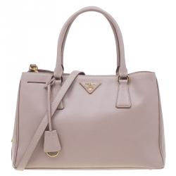 مملوكة مسبقًا Prada Pink Saffiano Medium Lux Tote