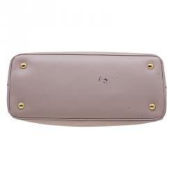 مملوكة مسبقًا Prada Pink Saffiano Medium Lux Tote