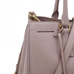 مملوكة مسبقًا Prada Pink Saffiano Medium Lux Tote