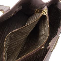 مملوكة مسبقًا Prada Pink Saffiano Medium Lux Tote