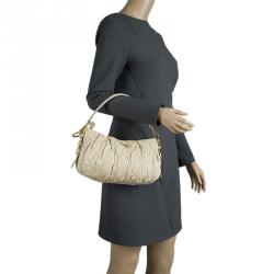 Pre Owned Prada Cream Leather Embroidered Petal Shoulder Bag
