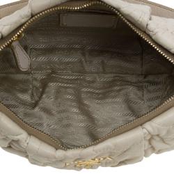 Pre Owned Prada Cream Leather Embroidered Petal Shoulder Bag
