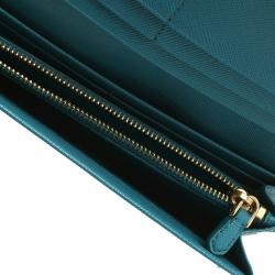 Pre Owned Prada Turquoise Saffiano Leather Continental Wallet