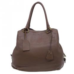 مملوكة مسبقًا Prada Cocoa Brown Vitello Daino Double Zipped Satchel
