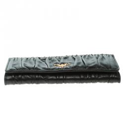 Pre Owned Prada Black Gaufre Nappa Leather Continental Wallet