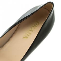 Pre Owned Prada Black Ombrè Patent Leather Peep Toe Pumps Size 38.5