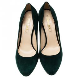 Pre Owned Prada Green Suede Platform Pumps Size 39