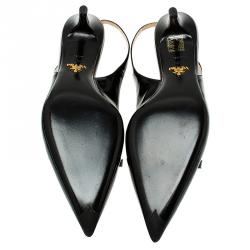 Pre Owned صندل برادا سباك بيك جلد أسود بوردة مزينة وفتحة كعب مقاس 39.5