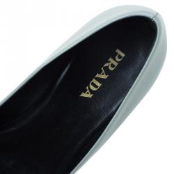 Pre Owned Prada Two Tone Ombre Patent Bow Detail Pumps Size 37