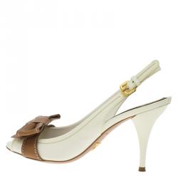 Pre Owned صندل برادا فتحة كعب فيونكة جلد ثنائي اللون مقاس 37