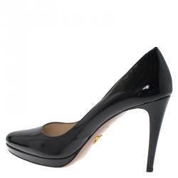 Pre Owned Prada Black Patent Platform Pumps Size 40