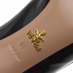 Pre Owned Prada Black Patent Platform Pumps Size 40