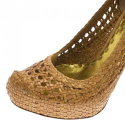 Pre Owned Prada Brown Woven Leather Madras Platform Pumps Size 36.5