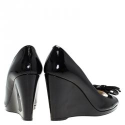 Pre Owned Prada Black Patent Peep-Toe Bow Detail Wedge Pumps Size 38