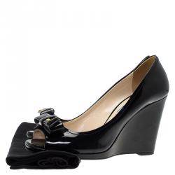 Pre Owned Prada Black Patent Peep-Toe Bow Detail Wedge Pumps Size 38