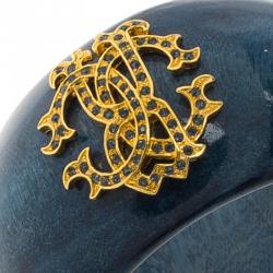 Pre Owned Roberto Cavalli Gold Tone Crystal Logo & Blue Lacquered Wide Bangle 19cm