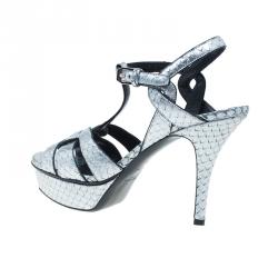 مملوكة مسبقًا صندل سان لوران باريس تريبوت ستامبد جلد ثعبان فضي مقاس 39