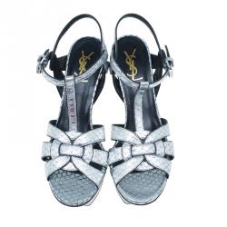 مملوكة مسبقًا صندل سان لوران باريس تريبوت ستامبد جلد ثعبان فضي مقاس 39