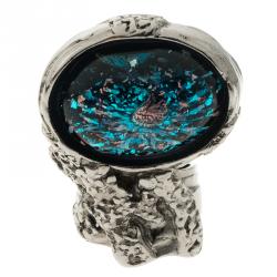 Pre Owned خاتم سان لوران باريس ارتي كابوشون فضي اللون وزجاج أزرق مقاس 49