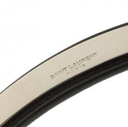 مملوكة مسبقًا سوار سان لوران باريس بادج شهير جلد أسود 16 سم