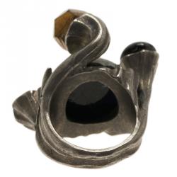 مملوكة مسبقًا خاتم سان لوران شادو كراون قشرة لؤلؤ صناعي فضي