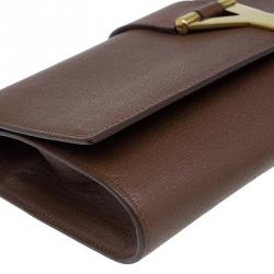 مملوكة مسبقًا حقيبة كلتش سان لوران باريس شيك جلد بني كبيرة