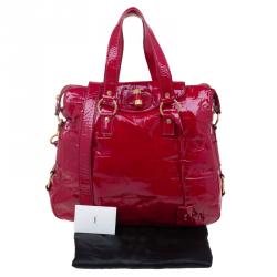 مملوكة مسبقًا حقيبة يد سان لوران باريس ريف غوش قفل دوار جلد نقشة تمساح أحمر لامع 