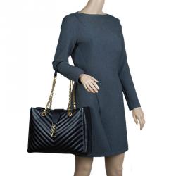 مملوكة مسبقًا Saint Laurent Paris Black Matelasse Leather Cassandre Shopper Tote