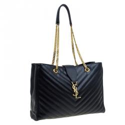 مملوكة مسبقًا Saint Laurent Paris Black Matelasse Leather Cassandre Shopper Tote