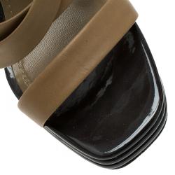 Pre Owned صندل سان لوران باريس مونتياج 105 جلد بيج بسيور مقاس 38.5