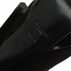 Pre Owned صندل سان لوران باريس تريبيوت سويدي أسود بشراشيب وسلسلة مزين ة نعل سميك مقاس 36