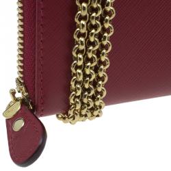 Pre Owned محفظة سالفاتوري فيراغامو دابل غانشو بسحاب دائري وسلسلة جلد حمراء