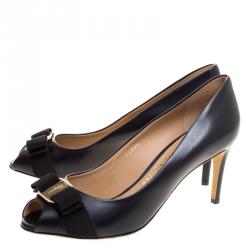 Pre Owned حذاء كعب عالي سالفاتوري فيراغامو بولا جلد أسود بفيونكة مقدمة مفتوحة مقاس 39.5