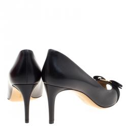 Pre Owned حذاء كعب عالي سالفاتوري فيراغامو بولا جلد أسود بفيونكة مقدمة مفتوحة مقاس 39.5