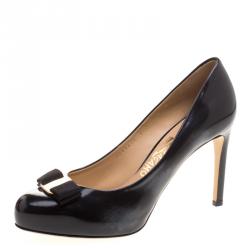Pre Owned Salvatore Ferragamo Black Patent Pimpa Vara Bow Pumps Size 39.5