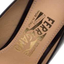 Pre Owned Salvatore Ferragamo Black Patent Pimpa Vara Bow Pumps Size 39.5